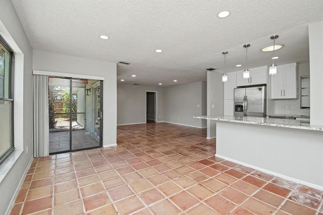 7407 SILVER WOODS Court, Boca Raton, FL 33433