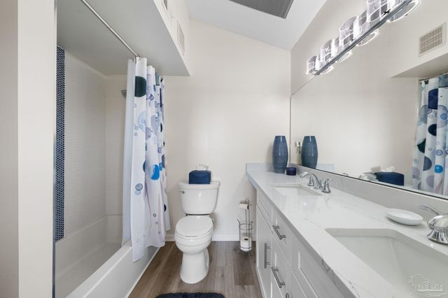 900 Ft Pickens Rd 721, Pensacola Beach, FL 32561