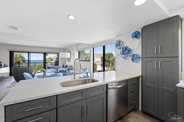 900 Ft Pickens Rd 721, Pensacola Beach, FL 32561