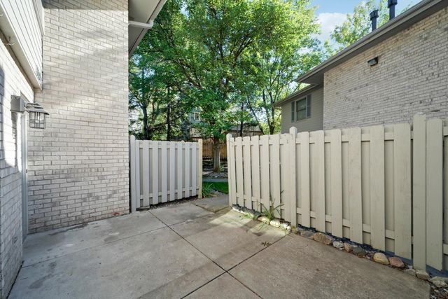 18657 Clear View Court, Minnetonka, MN 55345
