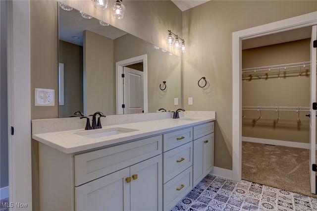 2961 Kestrell Lane, Seville, OH 44273