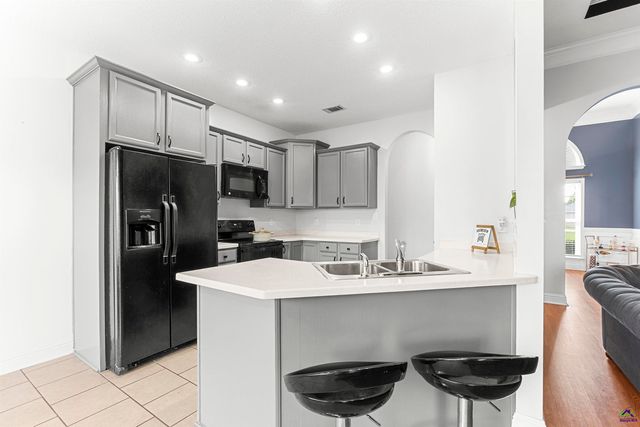 217 Caleb Way, Byron, GA 31008