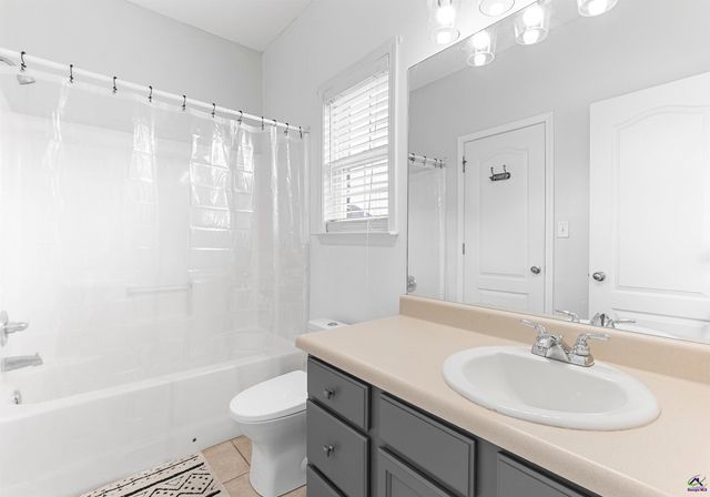 217 Caleb Way, Byron, GA 31008
