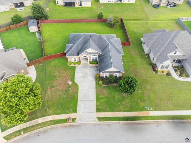 217 Caleb Way, Byron, GA 31008