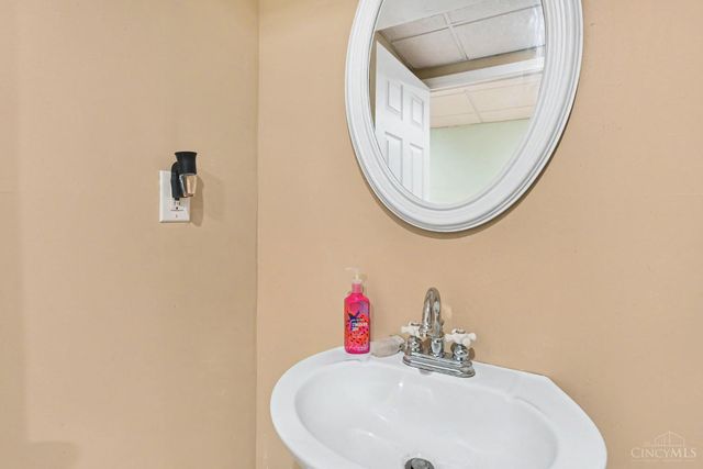 3584 S Heartwood Road, Batavia Twp, OH 45102