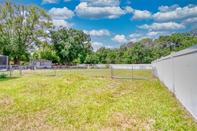 5205 FIVE ACRE ROAD, Plant City, FL 33565