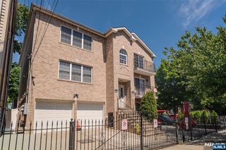 30 Triton Terrace 3, Newark, NJ 07104