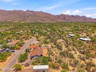 4690 N Shinumo Drive, Tucson, AZ 85749