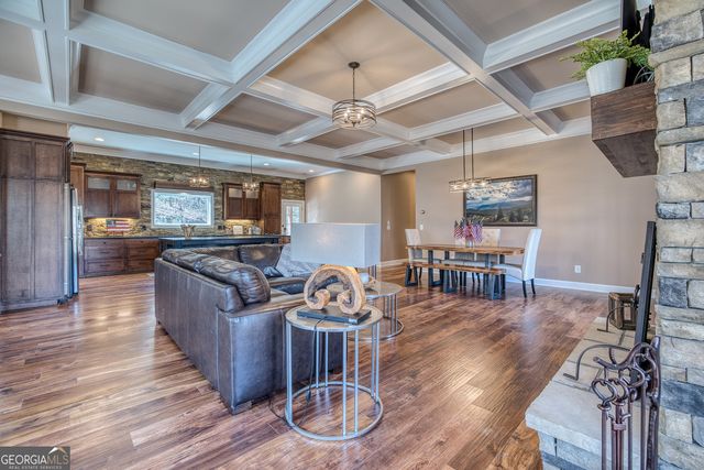 112 Springhill Lane, Clarkesville, GA 30523