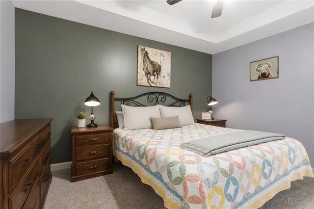 305 193rd Street, Smithville, MO 64089