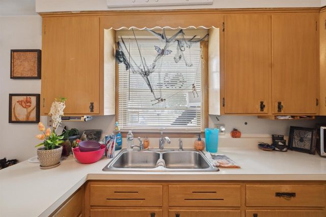 1424 Roosevelt Avenue, Beloit, WI 53511