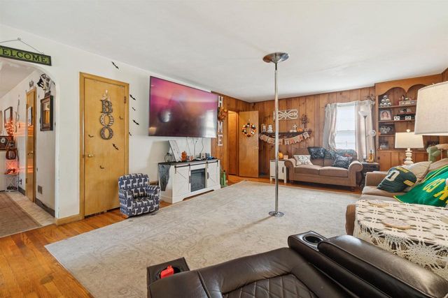 1424 Roosevelt Avenue, Beloit, WI 53511