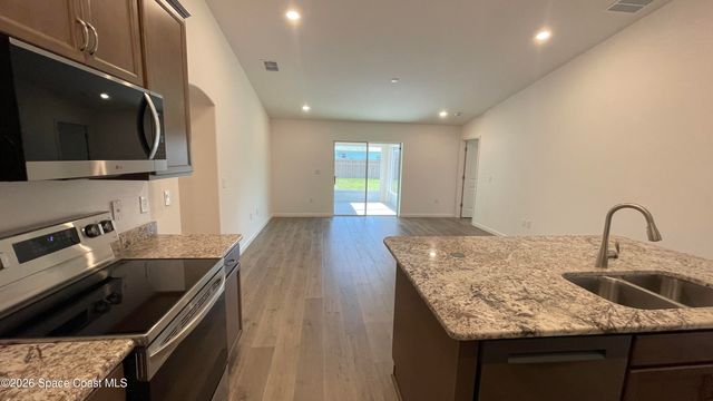 1872 Brookside Street NE, Palm Bay, FL 32907