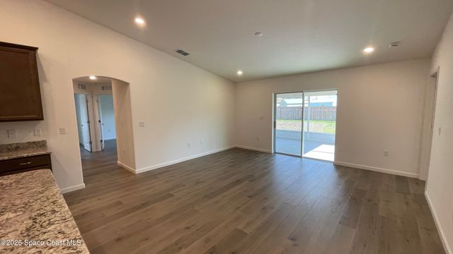 1872 Brookside Street NE, Palm Bay, FL 32907