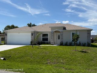 1872 Brookside Street NE, Palm Bay, FL 32907