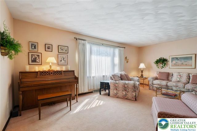 1029 Hawthorn Road, Salisbury Twp, PA 18103