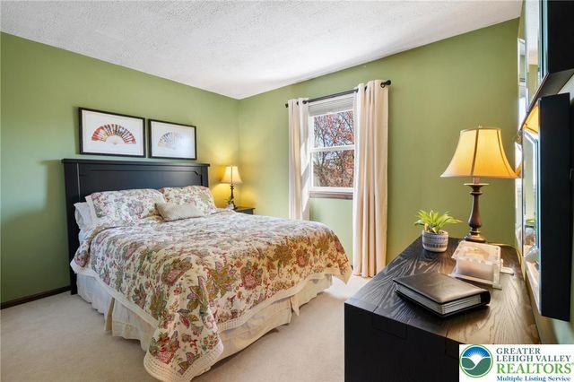 1029 Hawthorn Road, Salisbury Twp, PA 18103