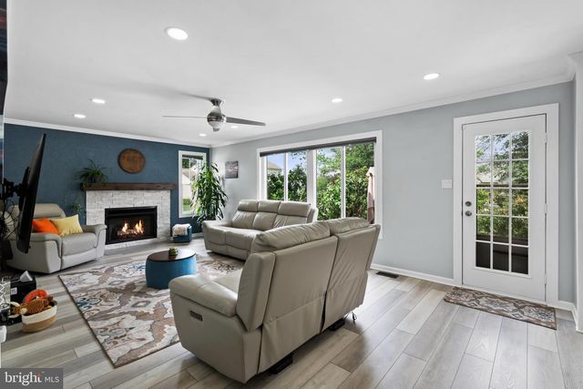 3 DOWNING LN, Sewell, NJ 08080