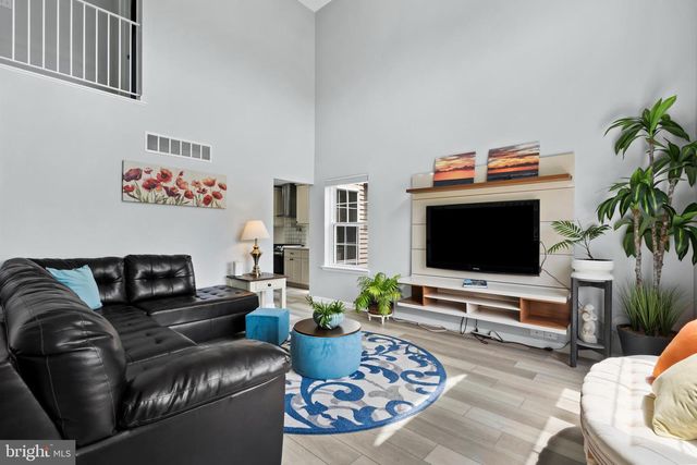 3 DOWNING LN, Sewell, NJ 08080