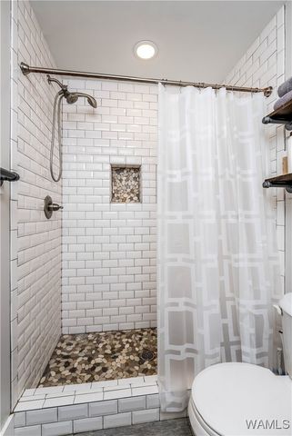 1100 14th A4, Tuscaloosa, AL 35401