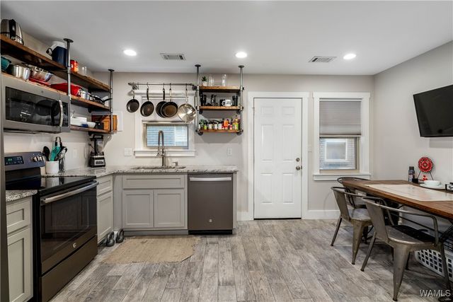 1100 14th A4, Tuscaloosa, AL 35401