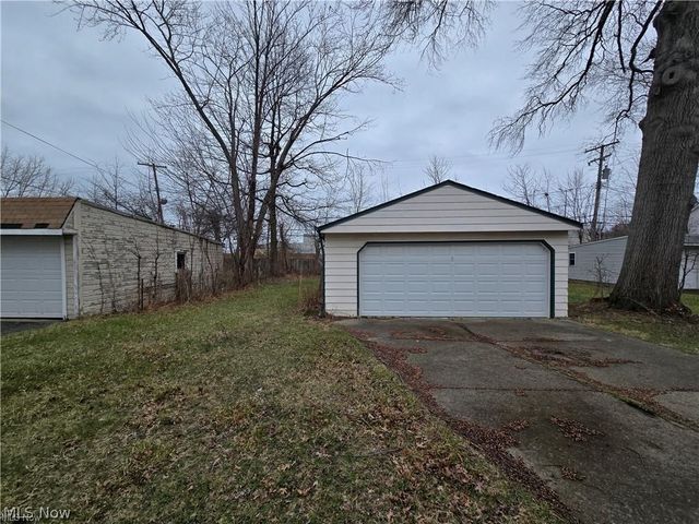 1505 E 196th Street, Euclid, OH 44117