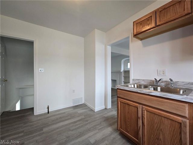 1505 E 196th Street, Euclid, OH 44117