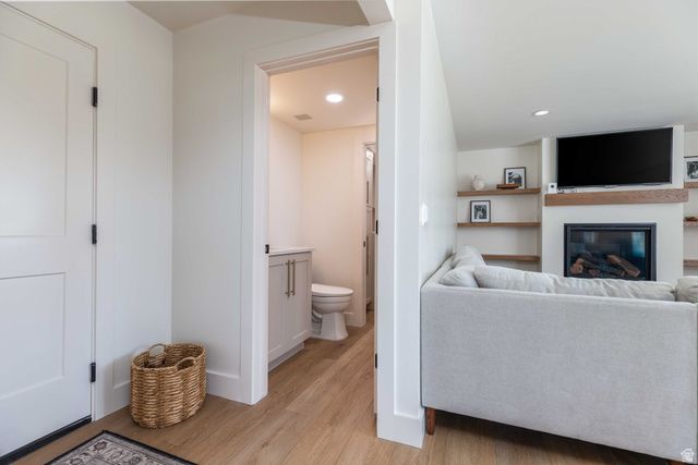 7157 S SHADOW CV, Cottonwood Heights, UT 84121