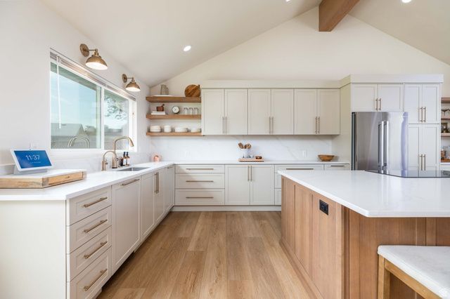 7157 S SHADOW CV, Cottonwood Heights, UT 84121