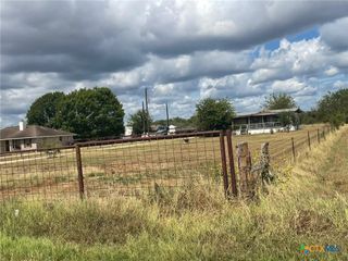 755 Saengerhalle Road, New Braunfels, TX 78130