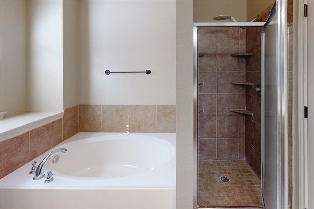 4306 Spring Hill Drive, College Station, TX 77845