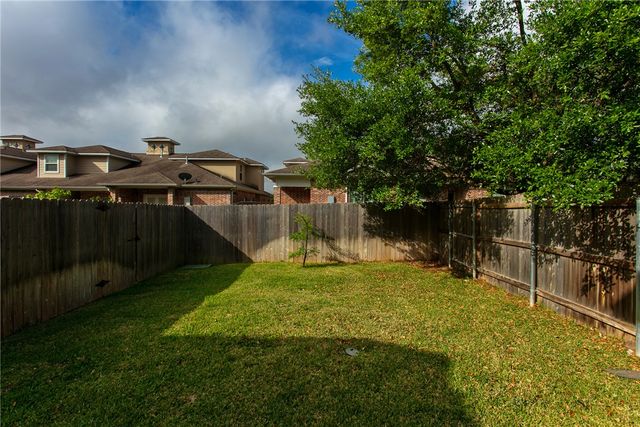 4306 Spring Hill Drive, College Station, TX 77845