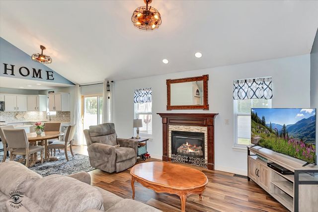 376 Eagles Landing Drive, Manteno, IL 60950