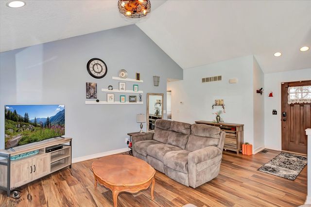 376 Eagles Landing Drive, Manteno, IL 60950