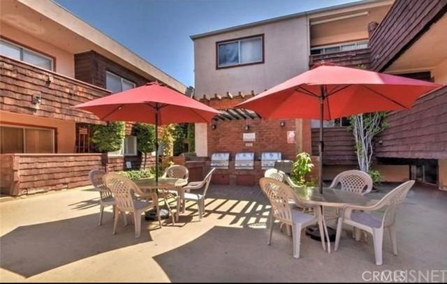 5403 Newcastle 8, Encino, CA 91316