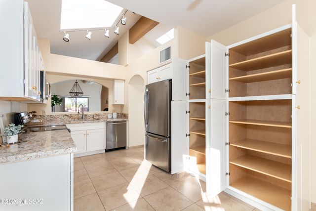 263 E Crooked Stick Drive, Tucson, AZ 85737
