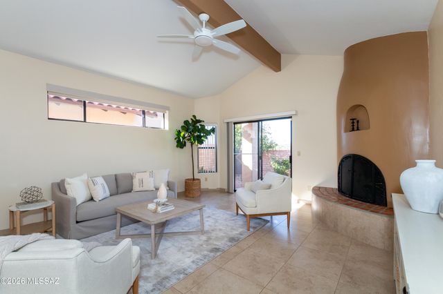 263 E Crooked Stick Drive, Tucson, AZ 85737