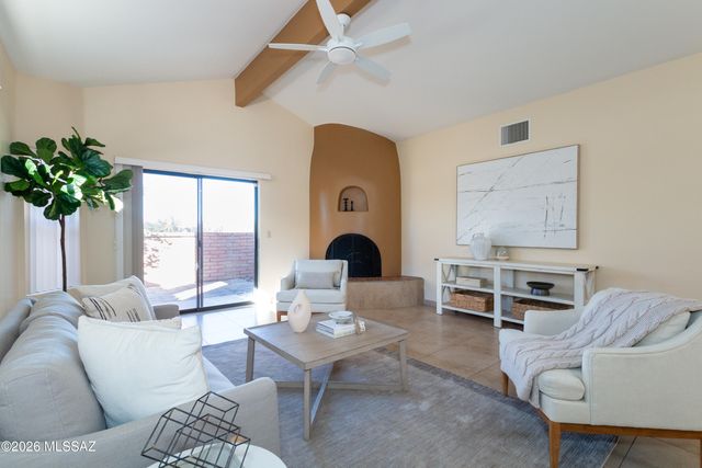 263 E Crooked Stick Drive, Tucson, AZ 85737