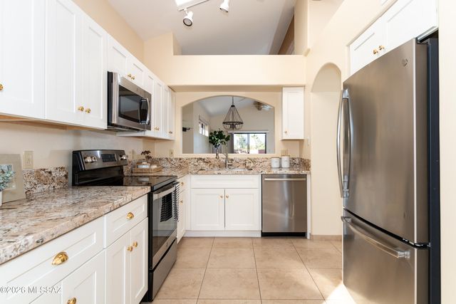 263 E Crooked Stick Drive, Tucson, AZ 85737