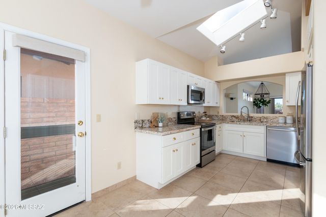 263 E Crooked Stick Drive, Tucson, AZ 85737