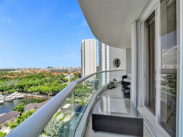 7000 Island Blvd 1207, Aventura, FL 33160