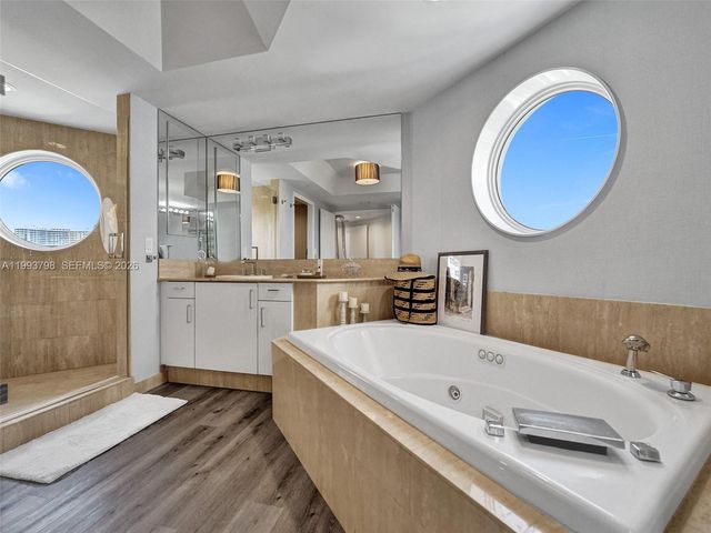 7000 Island Blvd 1207, Aventura, FL 33160