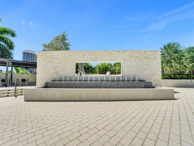 7000 Island Blvd 1207, Aventura, FL 33160