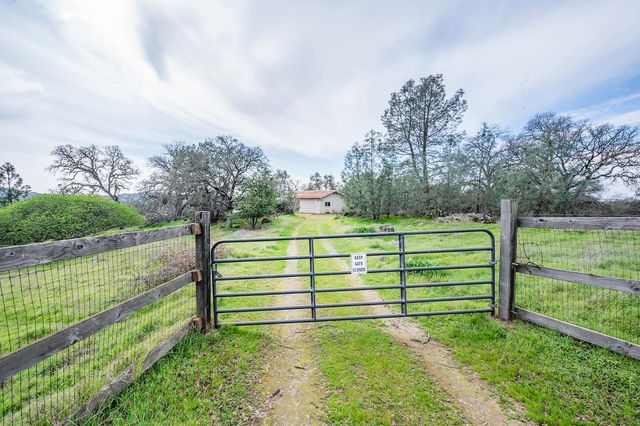4880 Montaire Dr, Shingle Springs, CA 95682