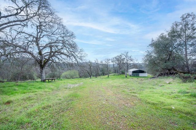 4880 Montaire Dr, Shingle Springs, CA 95682