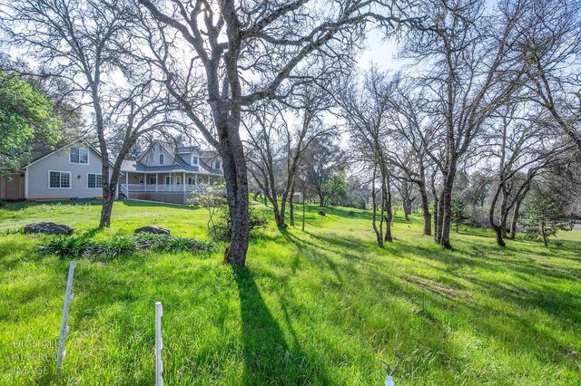 4880 Montaire Dr, Shingle Springs, CA 95682