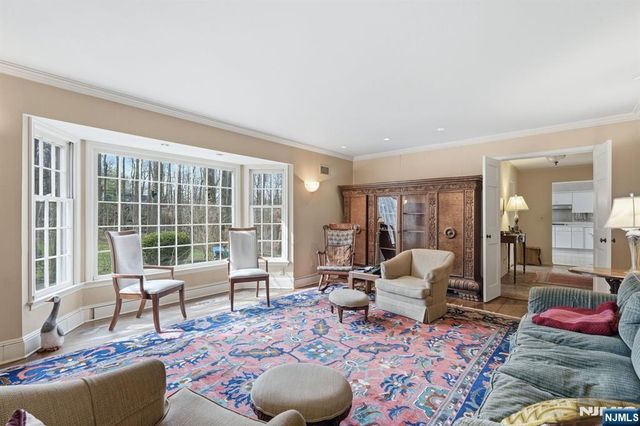 258 Highwood Avenue, Tenafly, NJ 07670