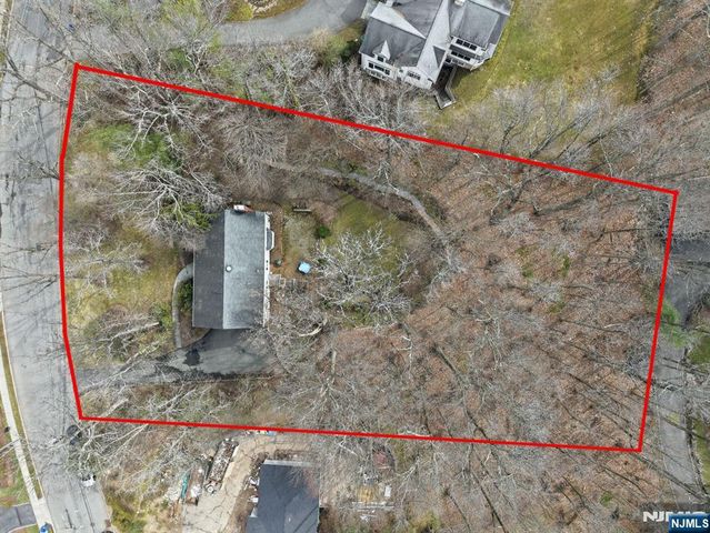 258 Highwood Avenue, Tenafly, NJ 07670