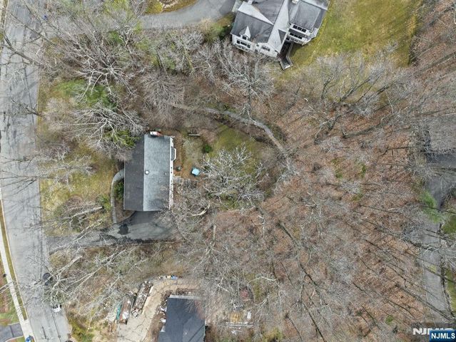 258 Highwood Avenue, Tenafly, NJ 07670