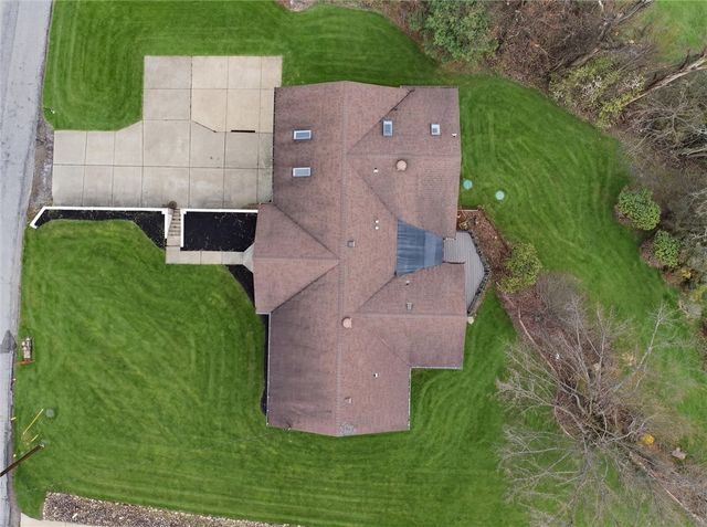 223 Vaneal Rd, South Franklin, PA 15301